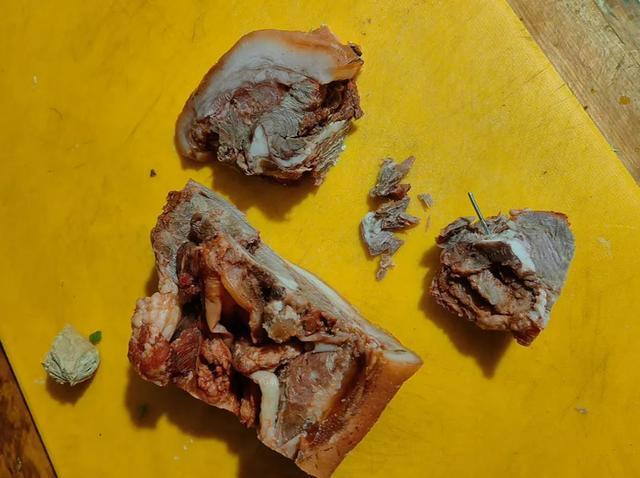 猪头肉切出6厘米长兽用注射针头？交城市监部门回应
